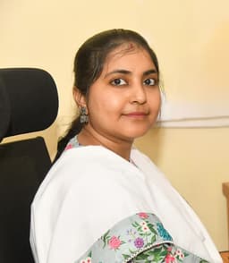 Lisa Roy profile